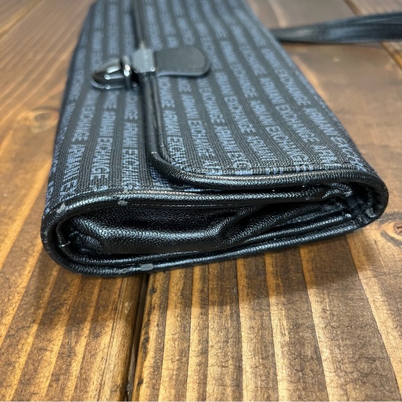 Armani Exchange Wallet - Picture 8 of 11